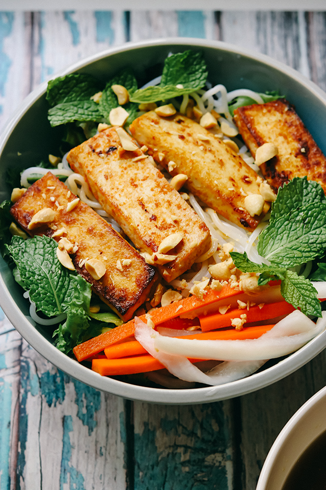 Rice Noodle Salad Bowls with Sriracha Tofu and Quick-Pickles