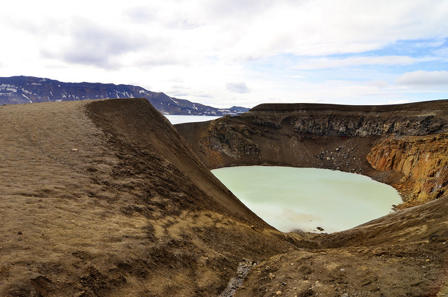 The Viti explosion crater and warm lake