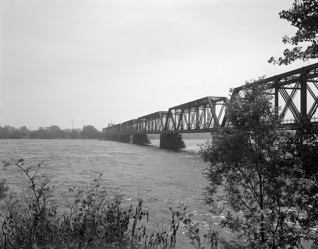 Grand Trunk Railroad - International Railway Bridge