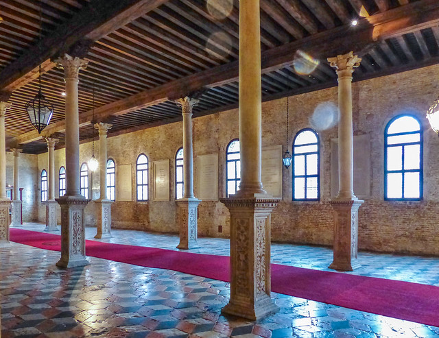 Ground floor assembly hall of the Scuola San Marco