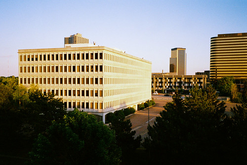 R1-040-18A by elsuperbob, Film Side by Sides of Digital Previously Posted

Golden Hour in the Suburbs
Southfield, MI

Yashica 