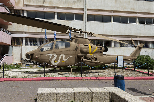 Bell AH-1F Tsefa - 03