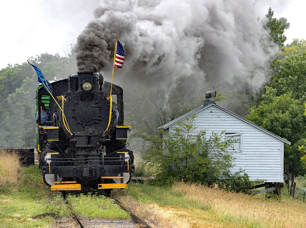 Steaming Down the Old Milwuakee Road Main