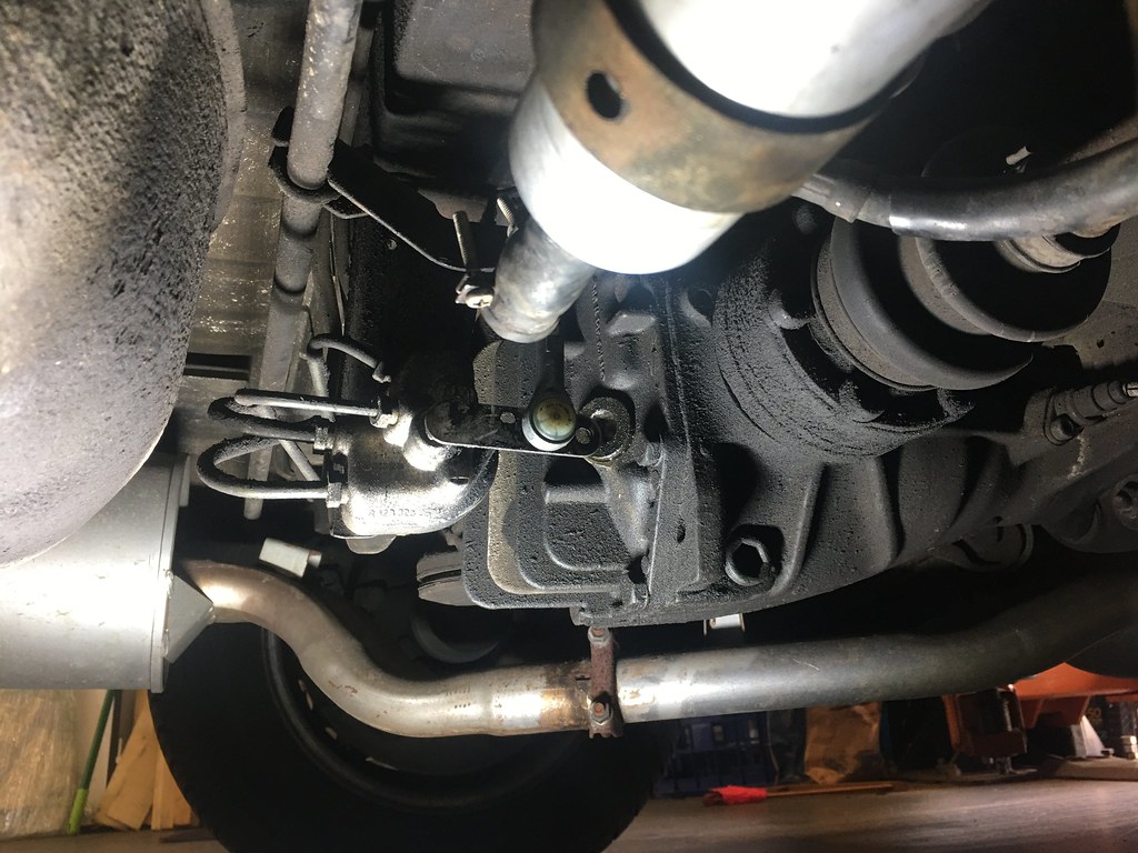 W126 Self-leveling suspension adjustment