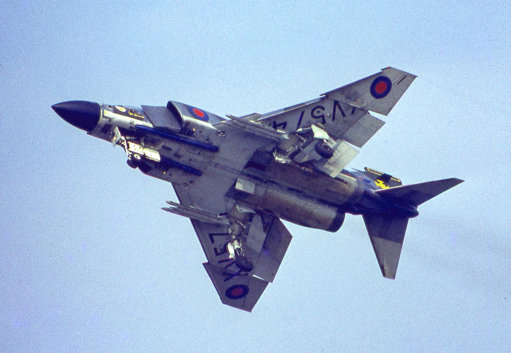 XV574 Phantom FG.1 RAF July 1983 Culdrose | Andy Bird | Flickr