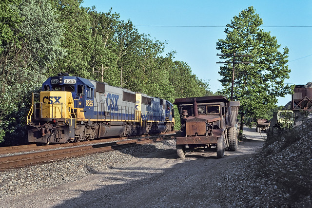 DH,train,273,power,CSX8585,8546,east,CR,LehighLine,WK,Euclid,truck,Allentown,PA