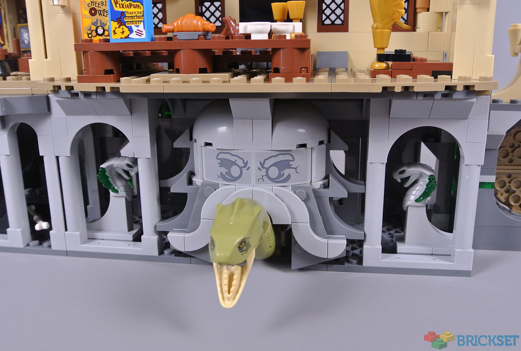 LEGO HARRY POTTER VS THE BASILISK DISPLAY MOC! 