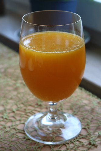 Glas frischer Orangensaft