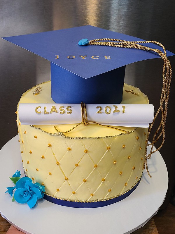 Graduation Cake by Claudia Bonilla