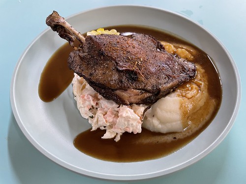 Duck Confit with Mashed Potatoes