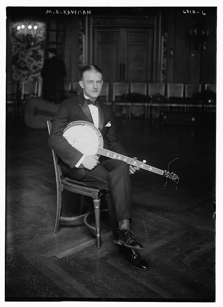 M.E. Kaufman [with banjo] (LOC)