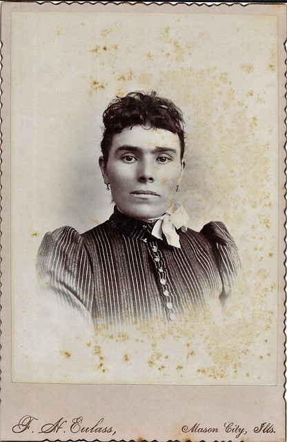 Lovely Victorian Lady In Mason City, Illinois