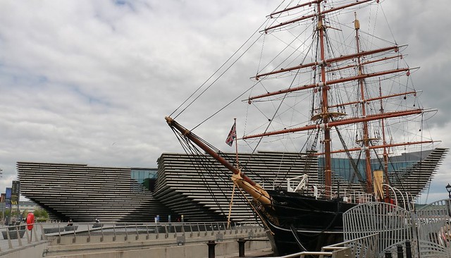 Dundee (61)