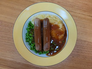 Sausages and Gravy