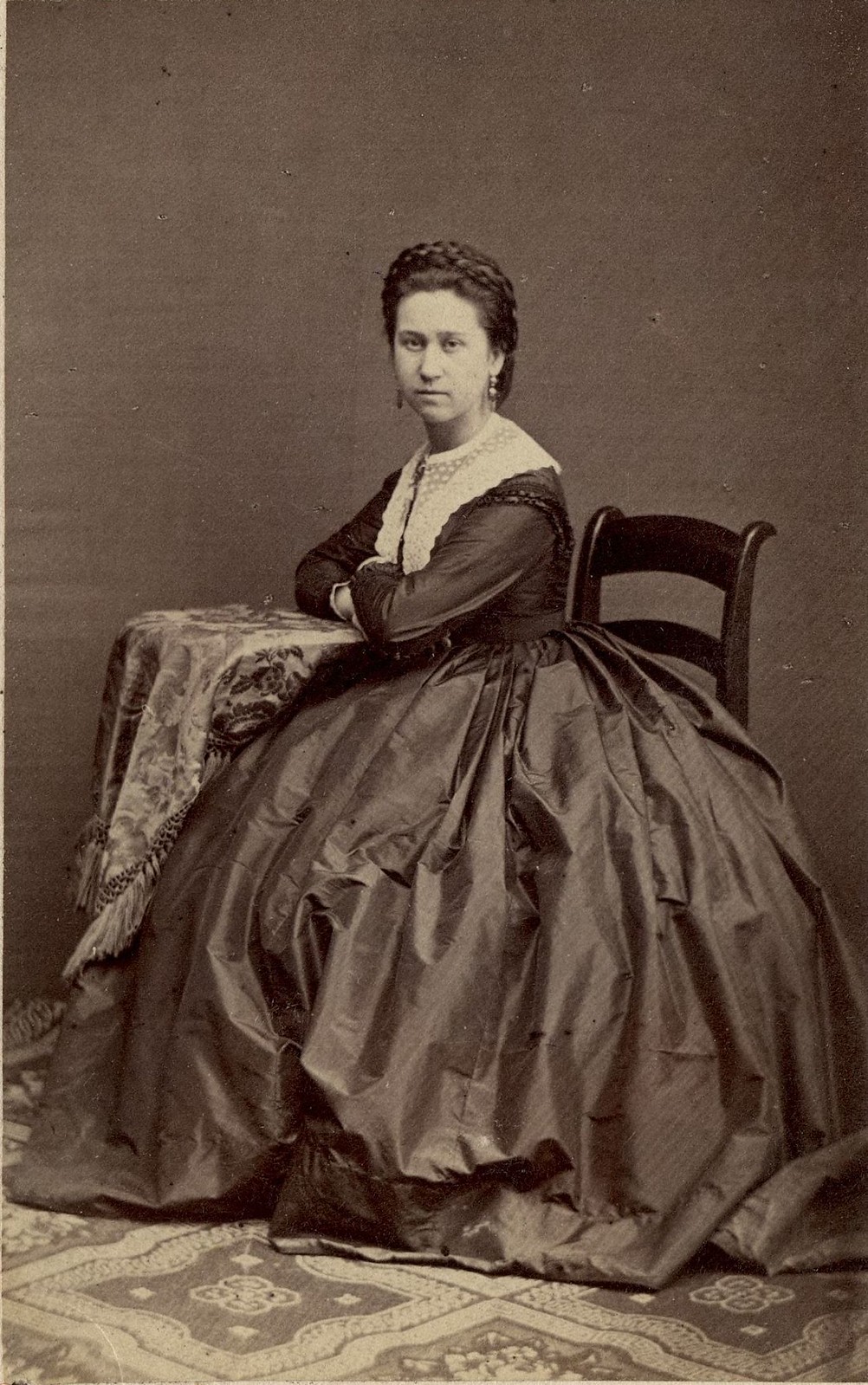 Лопатина Анна Александровна, дочь золотопромышленника А.Н. Лопатина. 1886