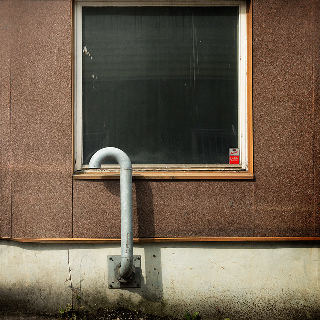 A Pipe and a Window