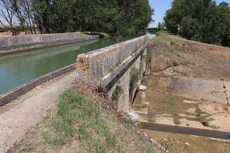 Acueducto Canal de Castilla