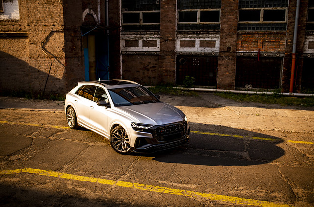 Audi SQ8 | Concaver Wheels CVR1 Brushed Titanium