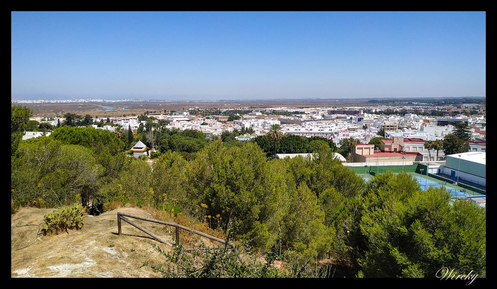 Vistas de Chiclana y Bahía de Cádiz