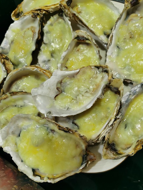 Cheese-baked Oysters