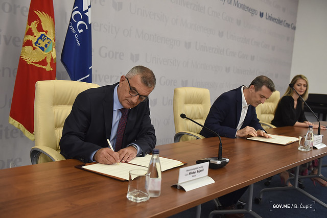 Potpisivanje Memoranduma o saradnji između Univerziteta CG i Ministarstva kapitalnih investicija