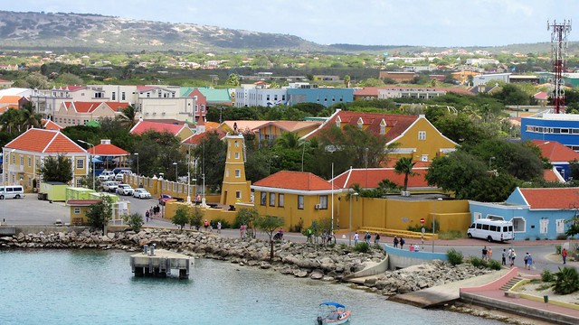 Kralendijk, Bonaire - Fort Oranje Lighthouse