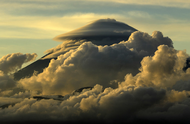 Dramatic clouds on Mt. Fuji , 天空の城 ,  Castle in the sky