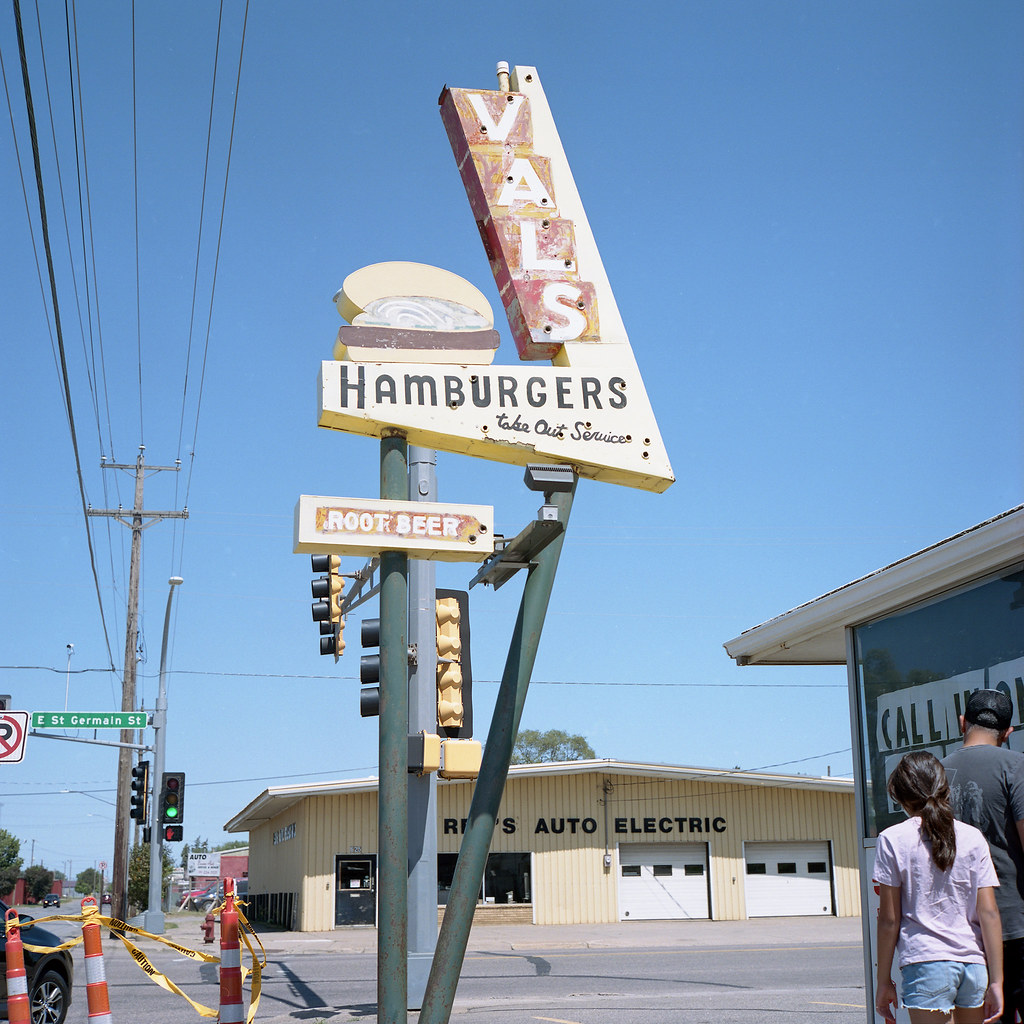 Val's Hamburgers