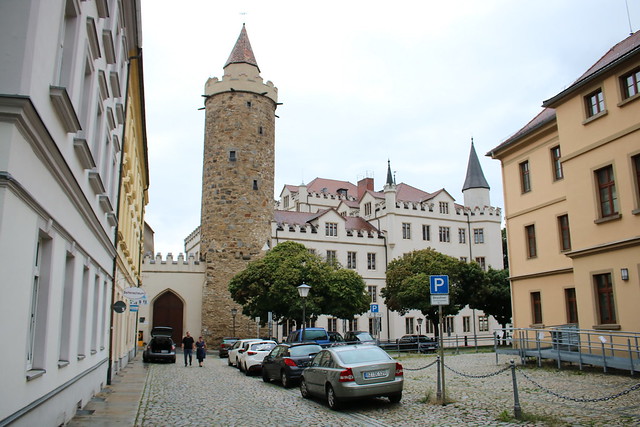 Bautzen - Budyšin: Wendischer Turm - Serbska wěža und Alte Kaserne - Stara kaserna