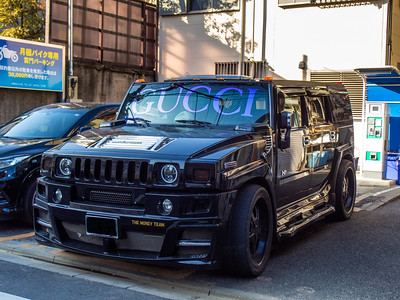 Nihon_arekore_02433_Gucci_Hummer_100_cl