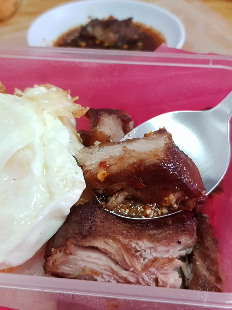 泰式烤豬頸飯 Thai style Grilled pork neck rice rm$10.40 @ Boran SS14 (Grab Food)