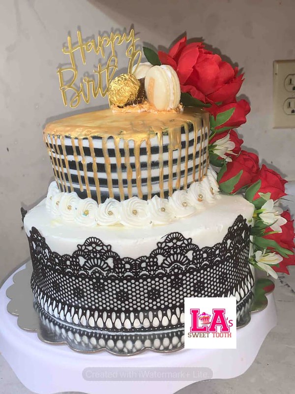 Cake by LA'S Sweet Tooth LLC