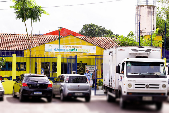 20.07.21 - Creche Municipal Gabriel Corrêa Pedrosa recebe produtos de agricultura familiar