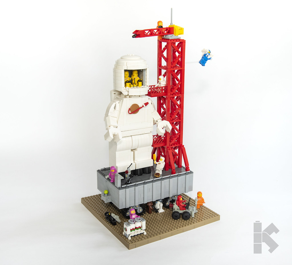 Race to Mars! Minifigure Launch System (MLS)
