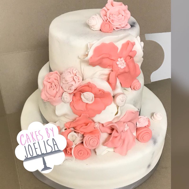 Cake from Cakes by Joelisa