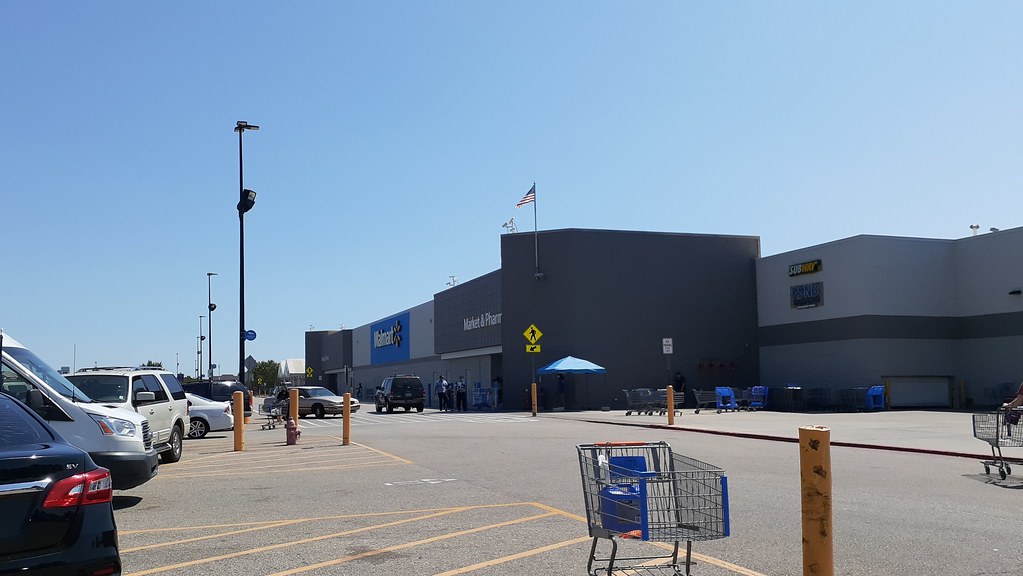 Another quick look at the recently remodeled Southaven Walmart
