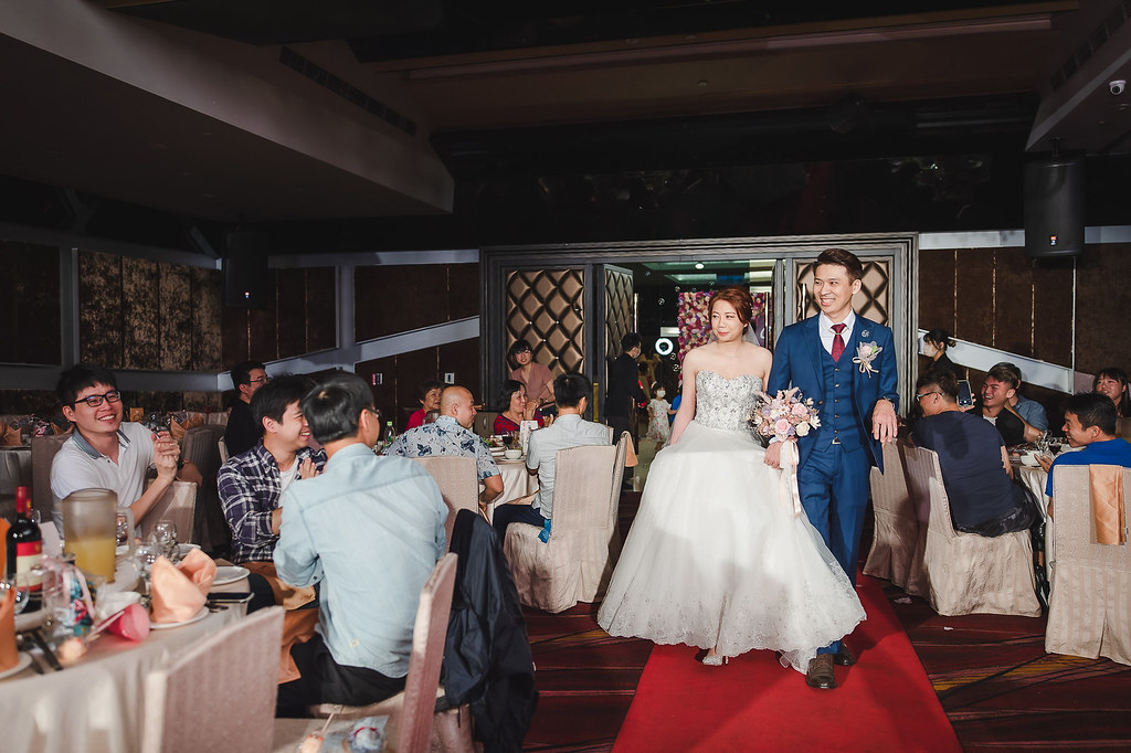 [婚禮攝影]嘉期書瑗 迎娶午宴@夢時代雅悅會館-最專業的團隊完成每場完美婚禮紀錄，拍的不只好更要快! #婚禮攝影