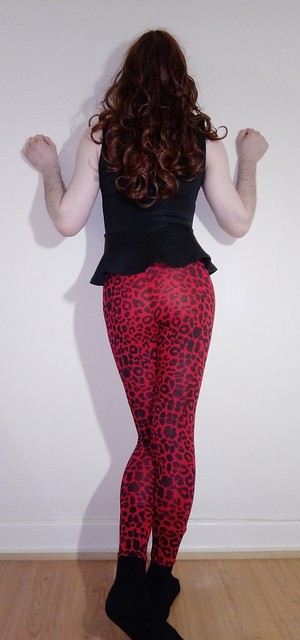 red leopard leggings
