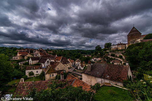 Semur-en-Auxois_3 by Roman_77, semurenauxois francia village borgomedioevale middleage clouds drammatico storm borgogna landscape l