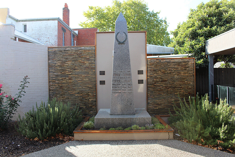 Fairfield Nsw : War Memorial