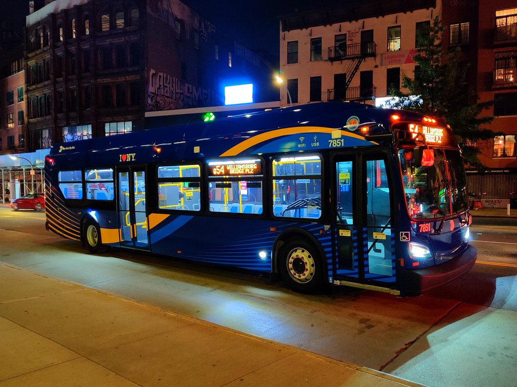 2021 New Flyer XD40 7851 on the Q54 at Broadway & Roebling Street