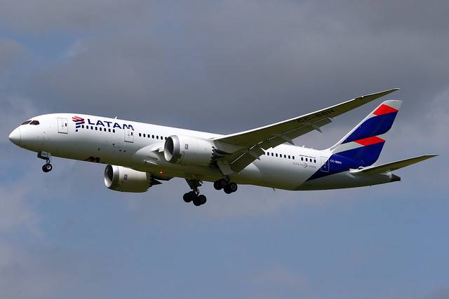 LATAM Airlines Chile Boeing 787-8 Dreamliner CC-BBH