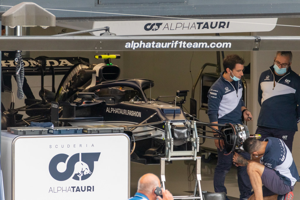 Alpha Tauri F1 Team Garage, British GP, Silverstone 2021 | Flickr