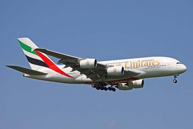 Emirates / A6-EVJ / A 380-842