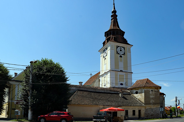 2021-06-29 14h40 Sanpetru: Biserica evanghelica fortificata.