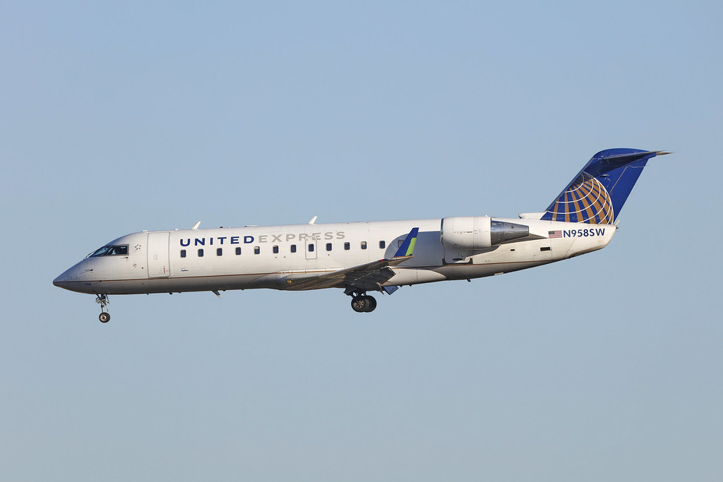 N958SW, Bombardier Regional Jet CRJ200LR, United Express/Skywest, Los Angeles