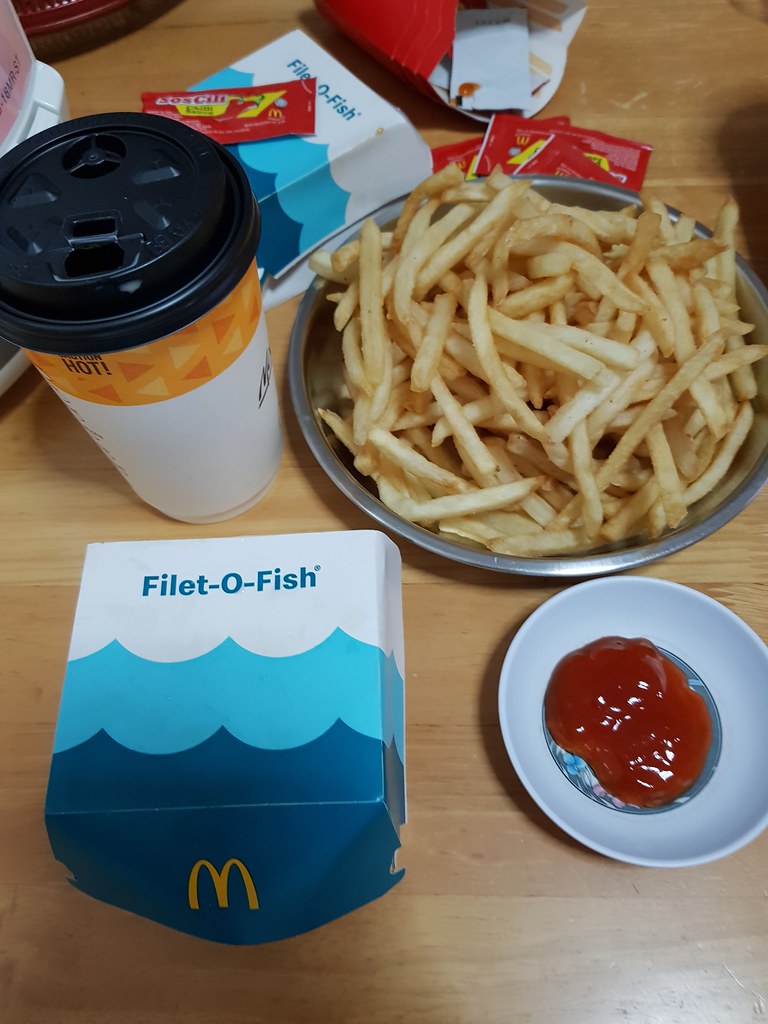 魚柳漢堡 Fillet-O-Fish rm$8.95 & 拿鐵 Latte(M) rm$8.48 @ 麥當勞 McDonalds Main Place Mall USJ21