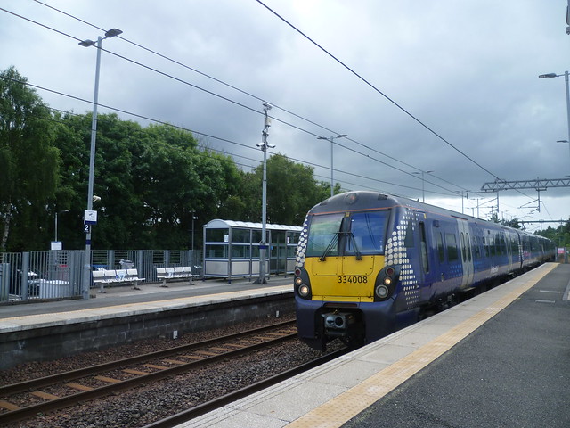 Class 334 EMU arrives at Uphall, West Lothian