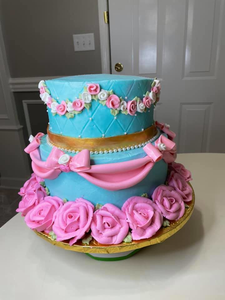 Cake by Aunt Bee Bakes