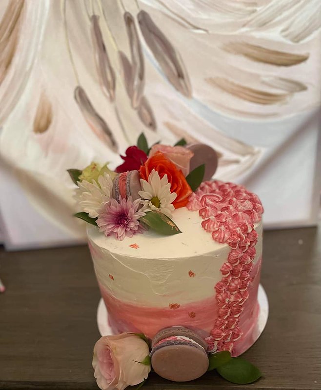 Cake by Fantasy Cupcake's & More